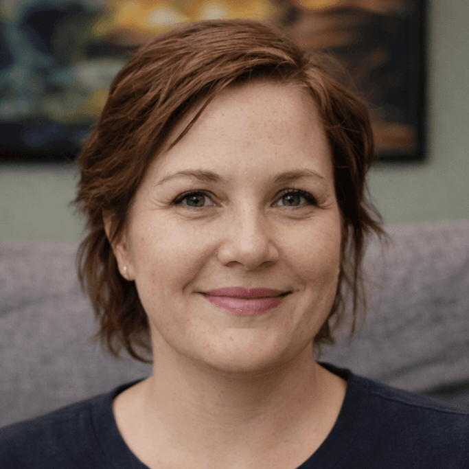 Medium Ariela Photo - Medium Ariela