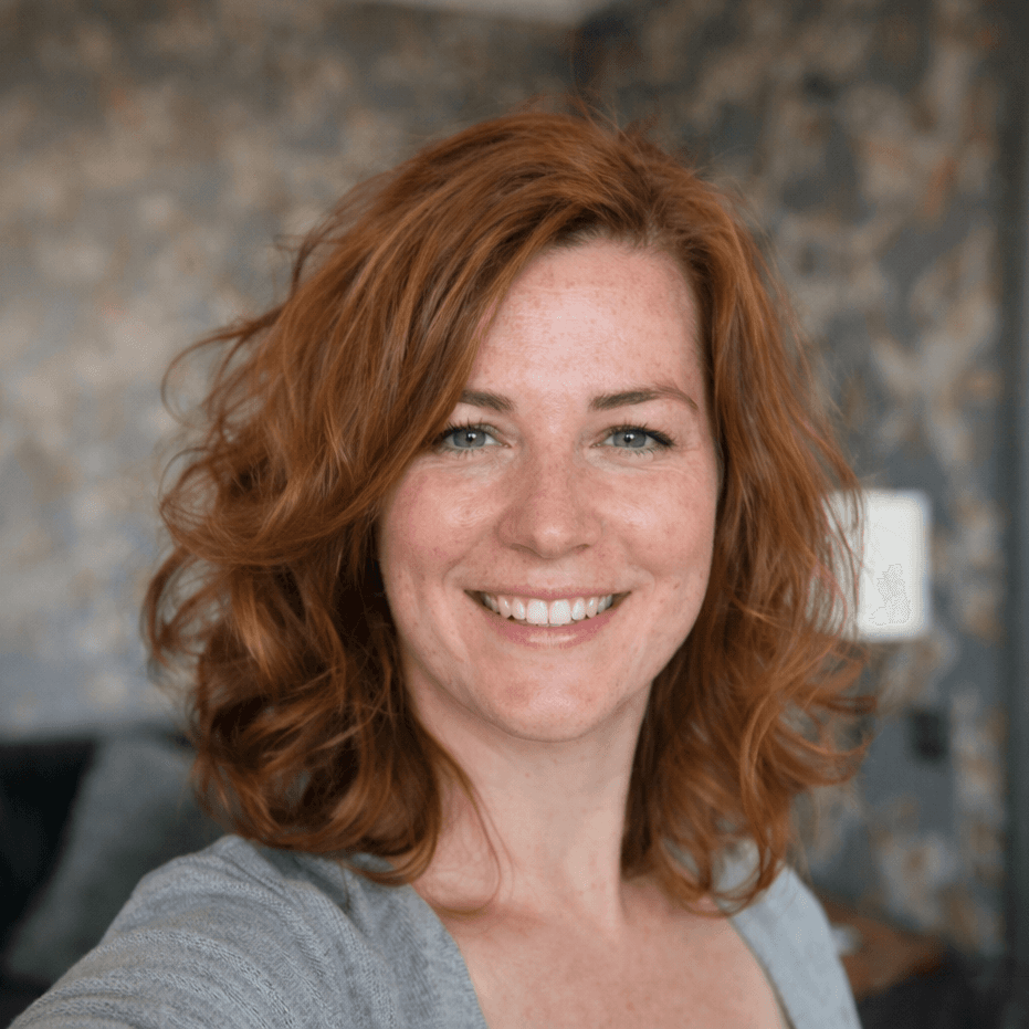 Medium Apphia Photo - Medium Apphia