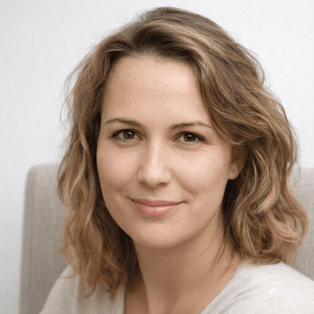 Celestia Starwhisper Photo - Celestia Starwhisper