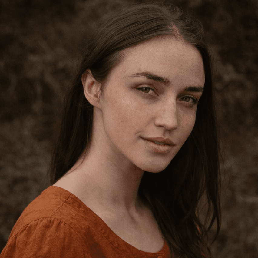 Vivien Photo - Vivien