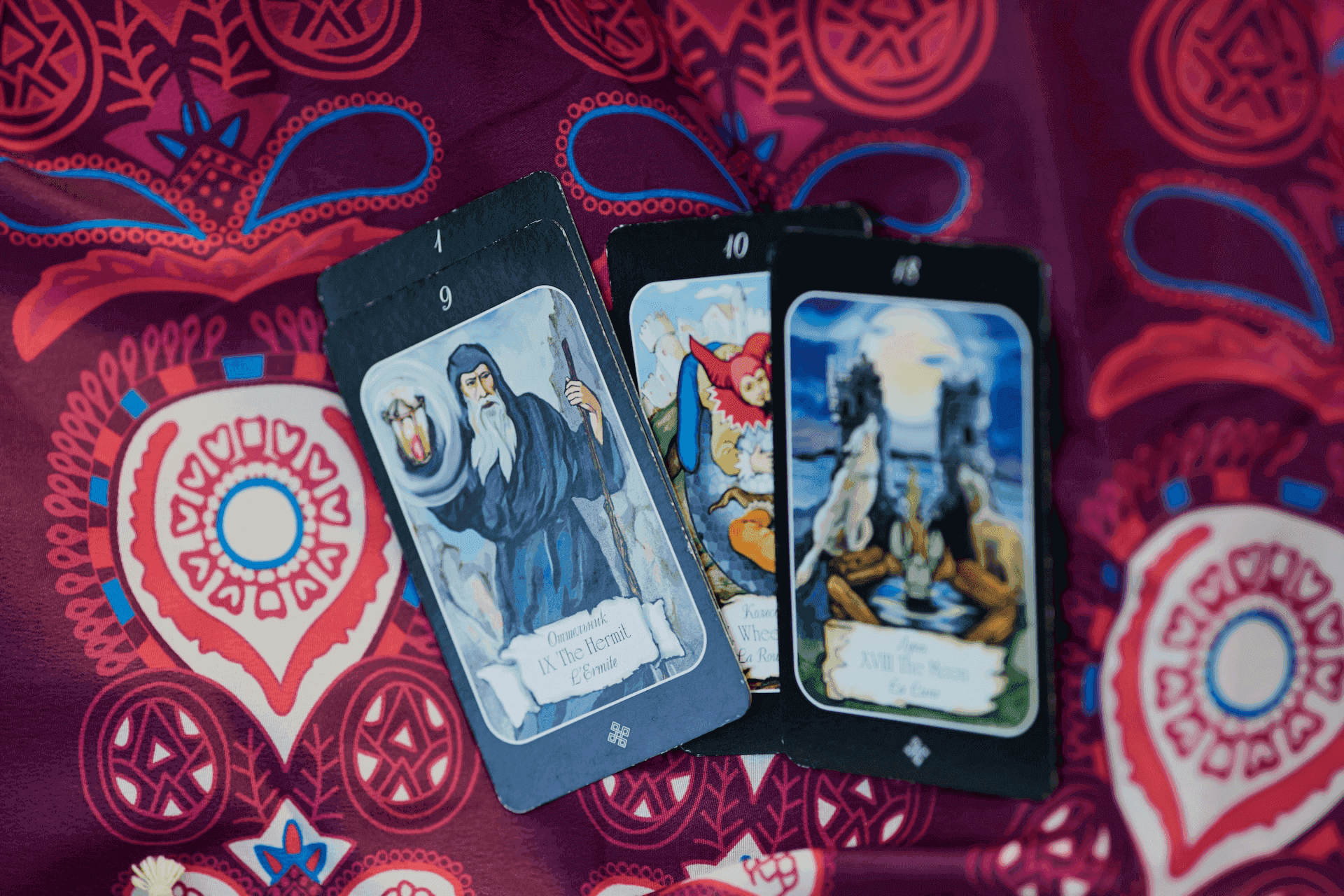 Basic tarot reading layouts and structures Photo - Basic tarot reading layouts and structures