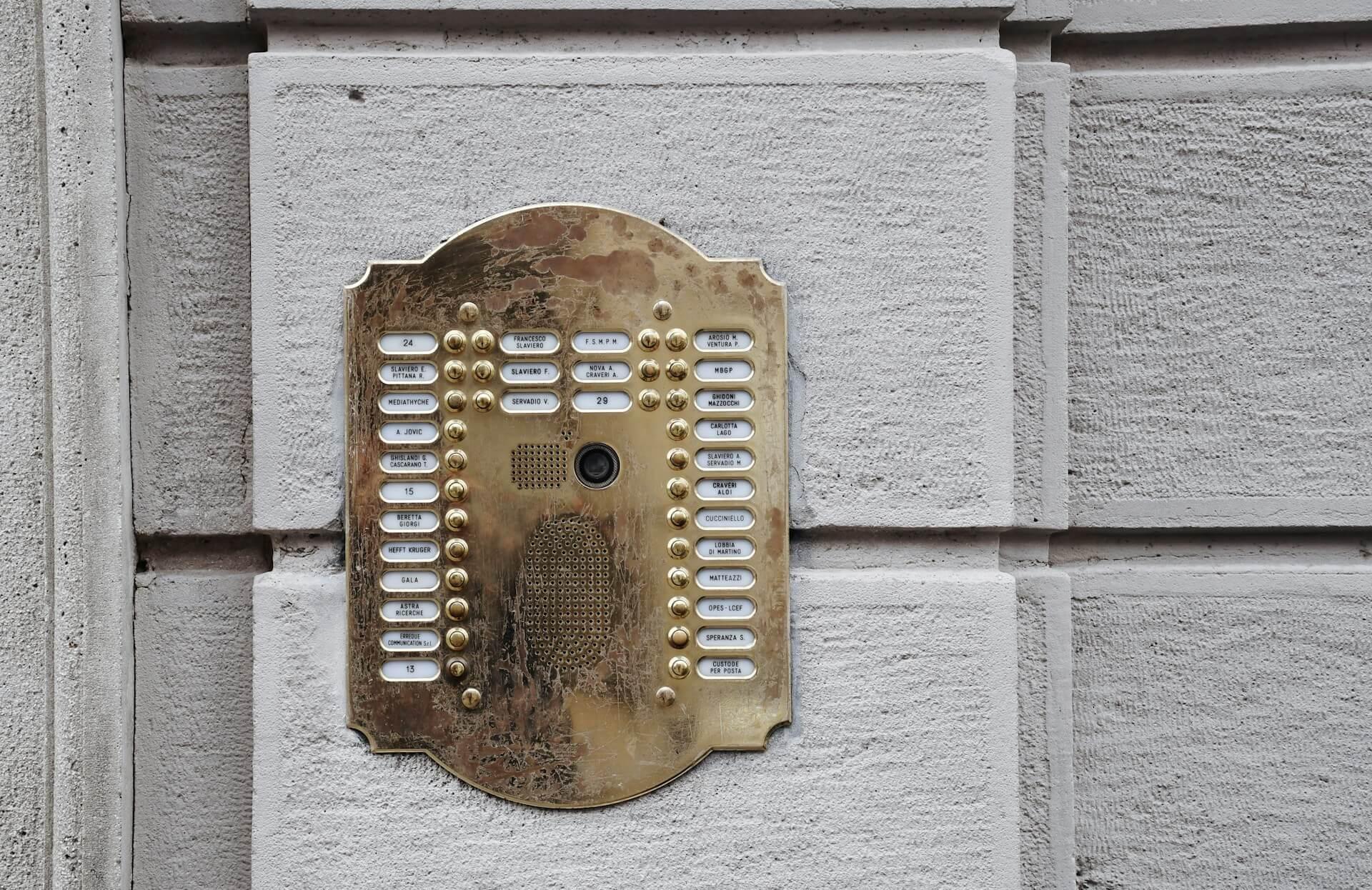 Spiritual Meaning Of Doorbell Ringing And No One There